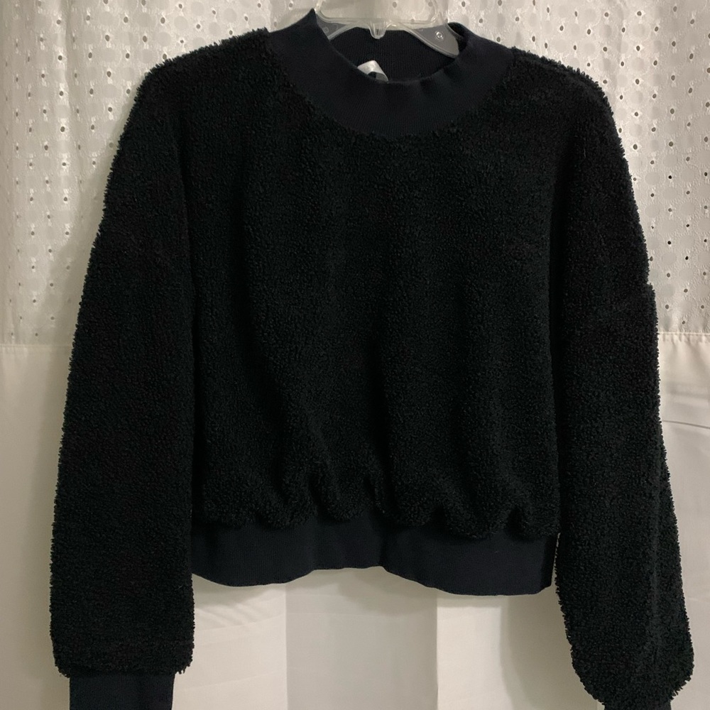 Fabletics Malia polar fleece pullover cropped sweatshirt - SOLD